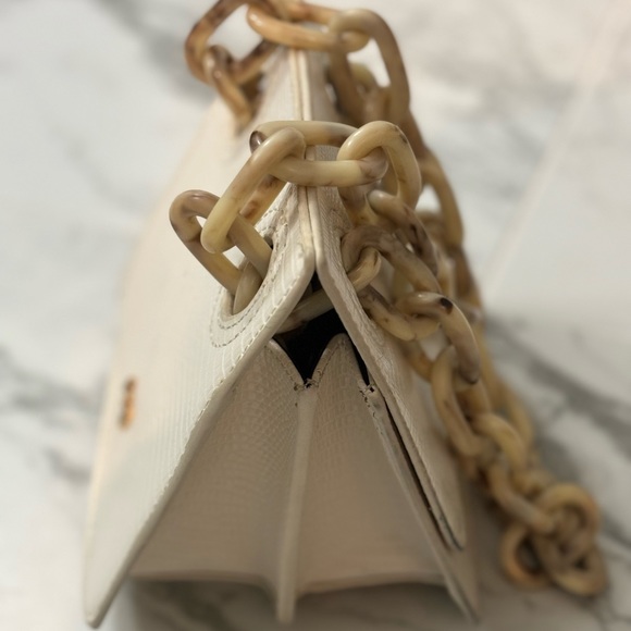 House of Want Vegan Leather Chain Strap bag - Picture 5 of 6